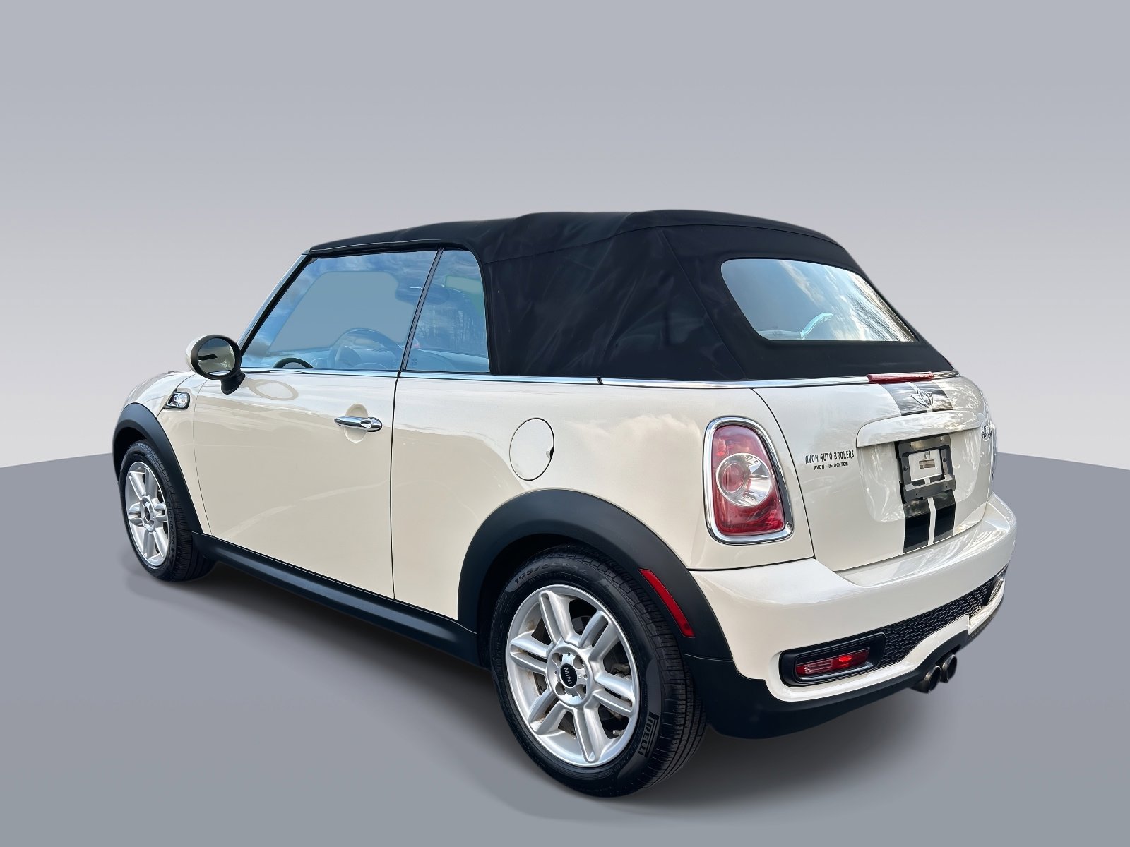 Used 2015 MINI Cooper S image 5
