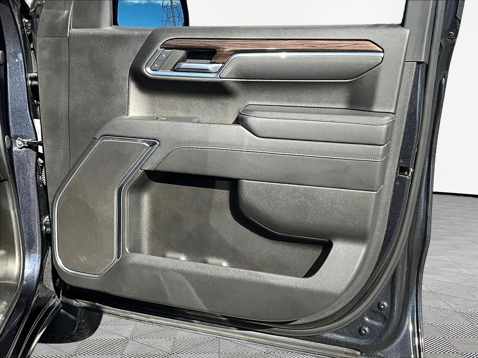 Used 2023 Chevrolet Silverado 1500 RST AWD/4WD image 29