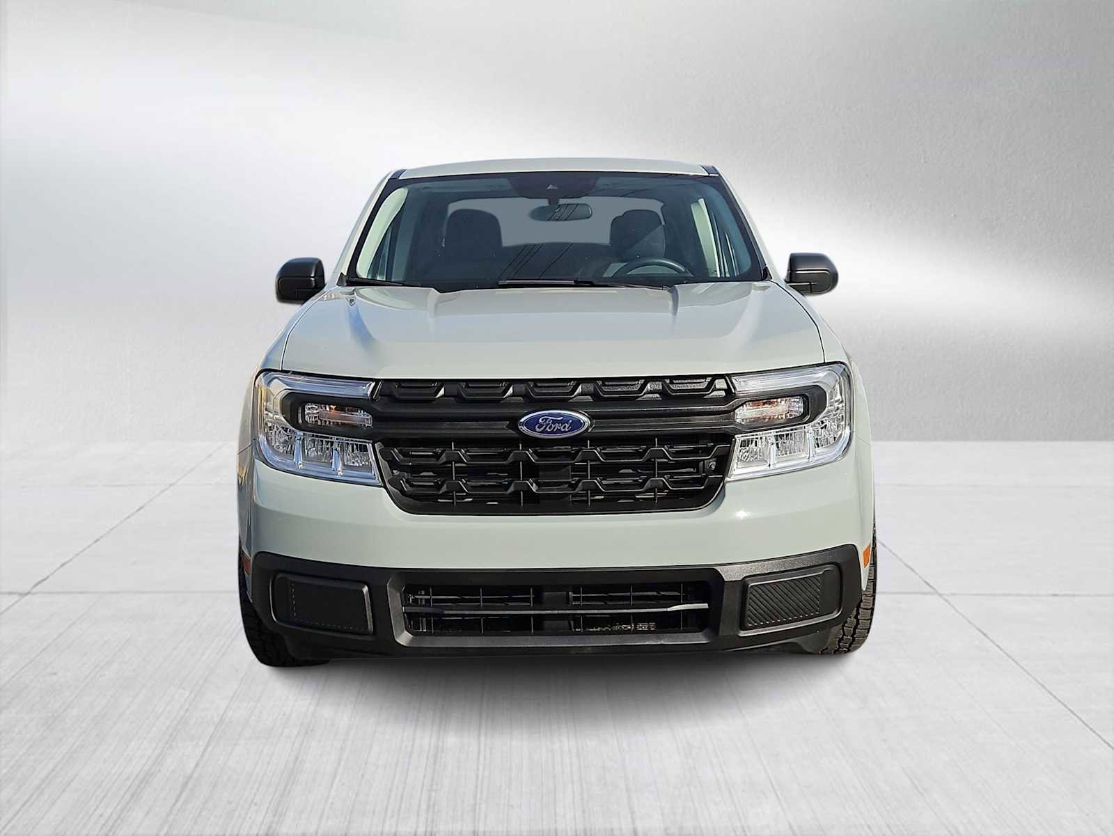 Used 2024 Ford Maverick XL image 3