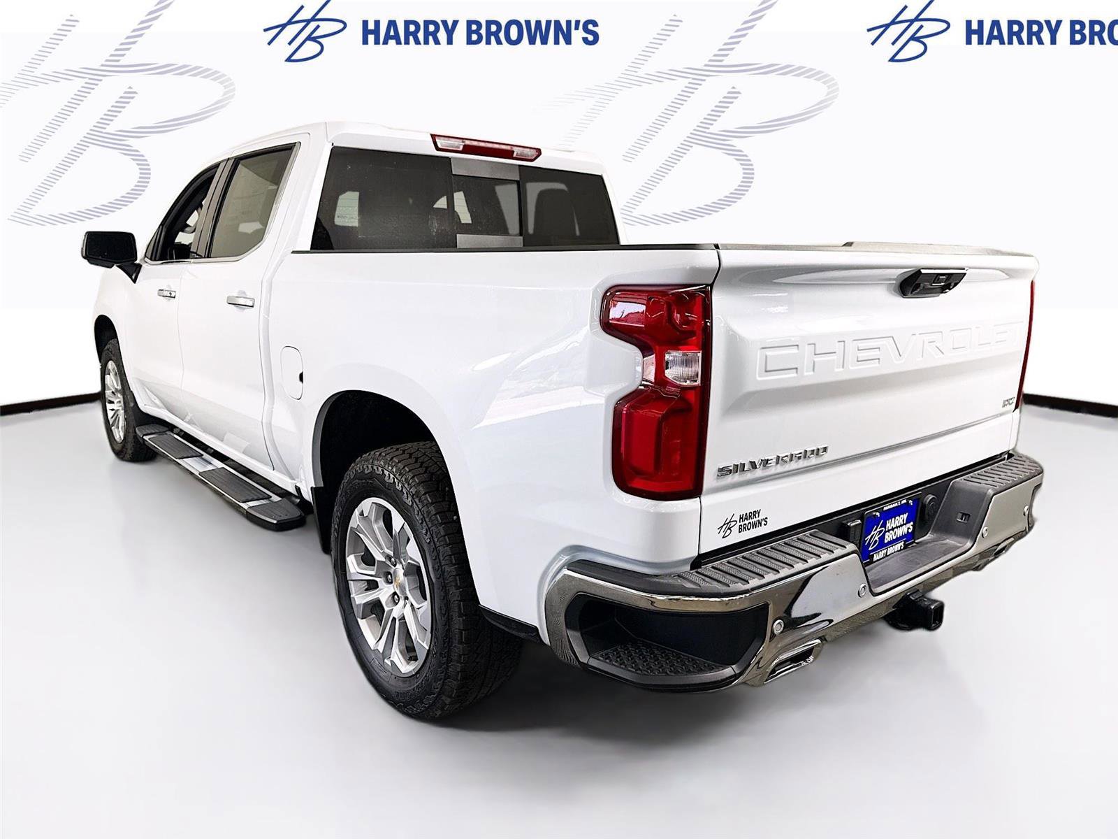 New 2026 Chevrolet Silverado 1500 LTZ w/ LTZ Premium Package AWD/4WD image 31