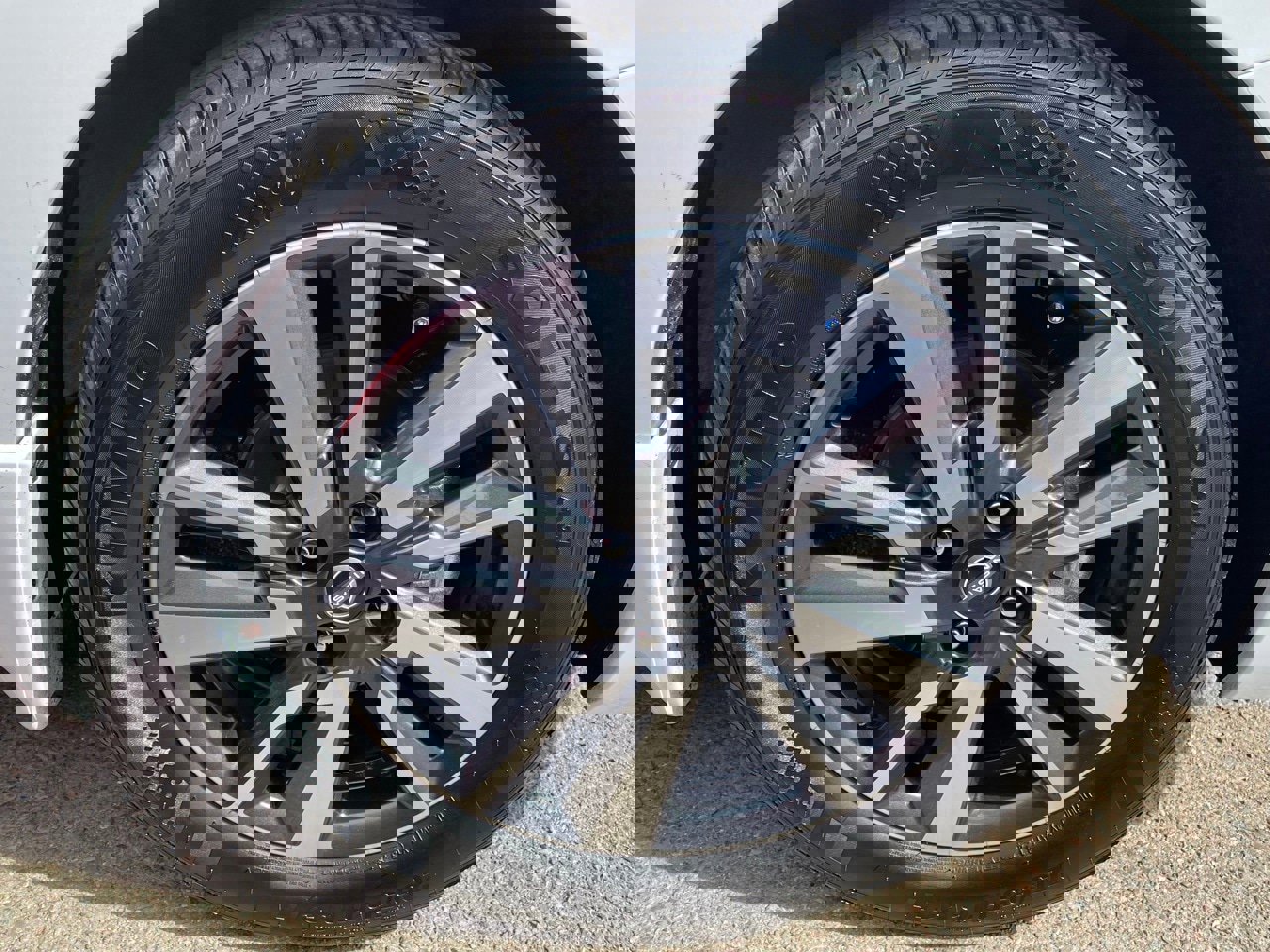 Used 2024 Nissan Versa S w/ S Plus Package image 4