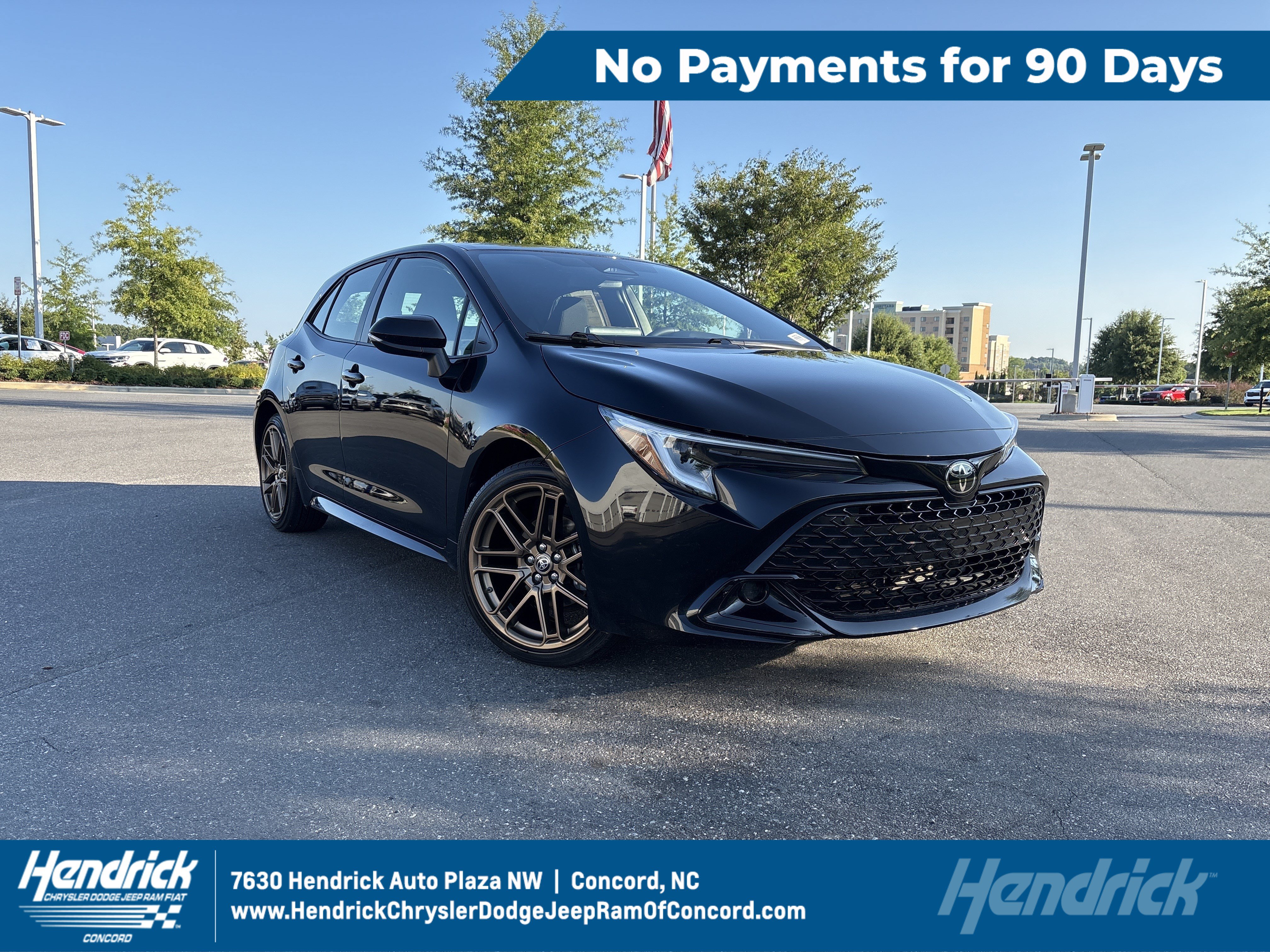 Used 2025 Toyota Corolla Hatchback w/ SE Package FWD video 1