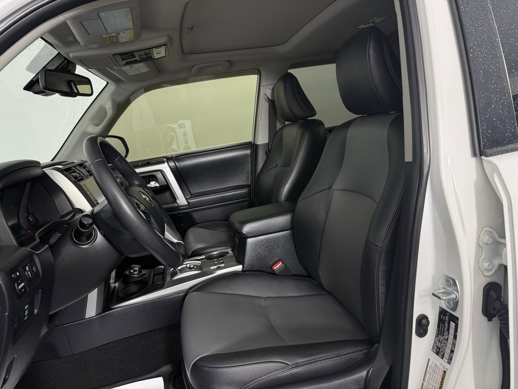 Used 2020 Toyota 4Runner SR5 Premium w/ Moonroof Package image 10