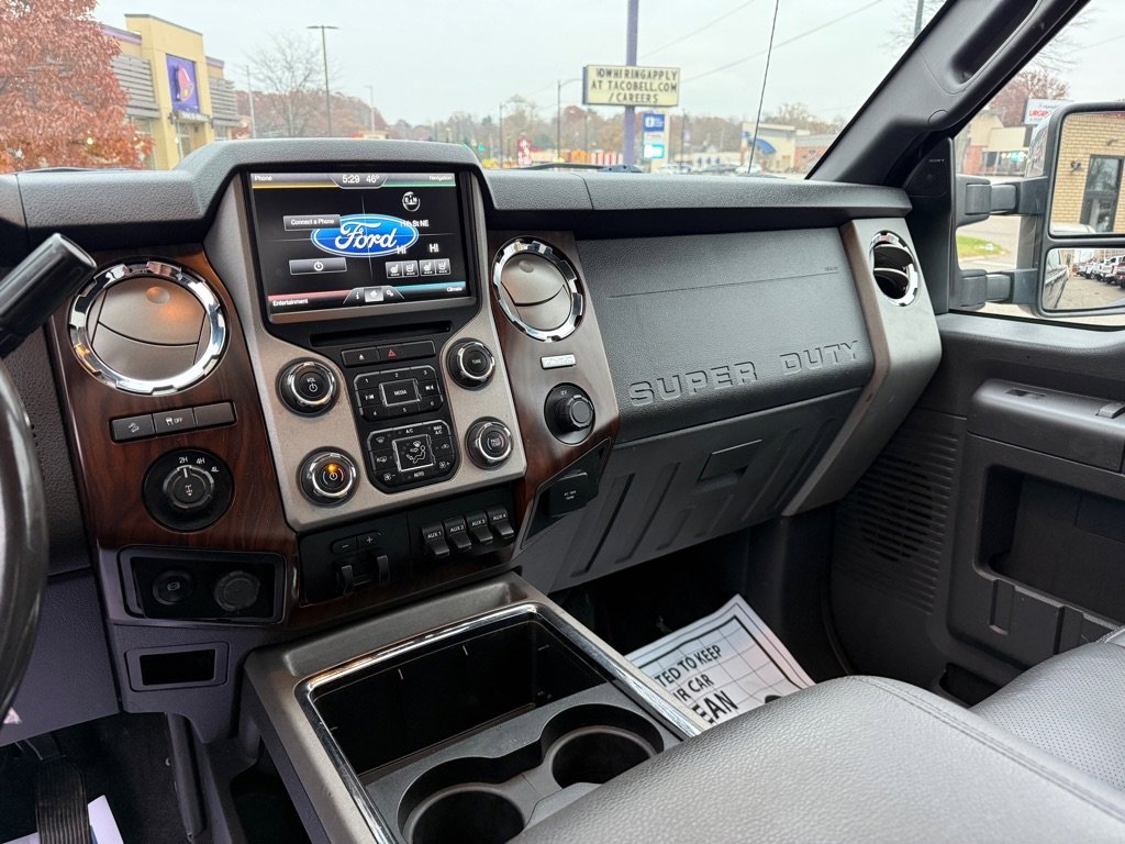 Used 2016 Ford F350 Lariat w/ Lariat Ultimate Package image 17