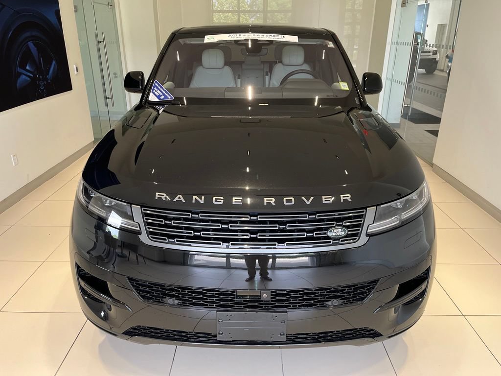 Used 2023 Land Rover Range Rover Sport SE AWD/4WD image 13