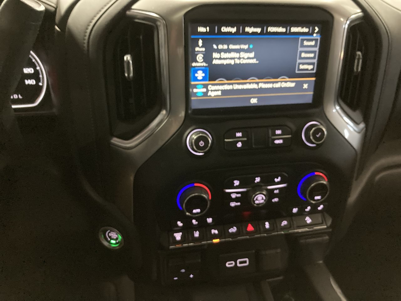 Used 2021 Chevrolet Silverado 2500 LTZ w/ Z71 Chrome Sport Edition AWD/4WD image 17