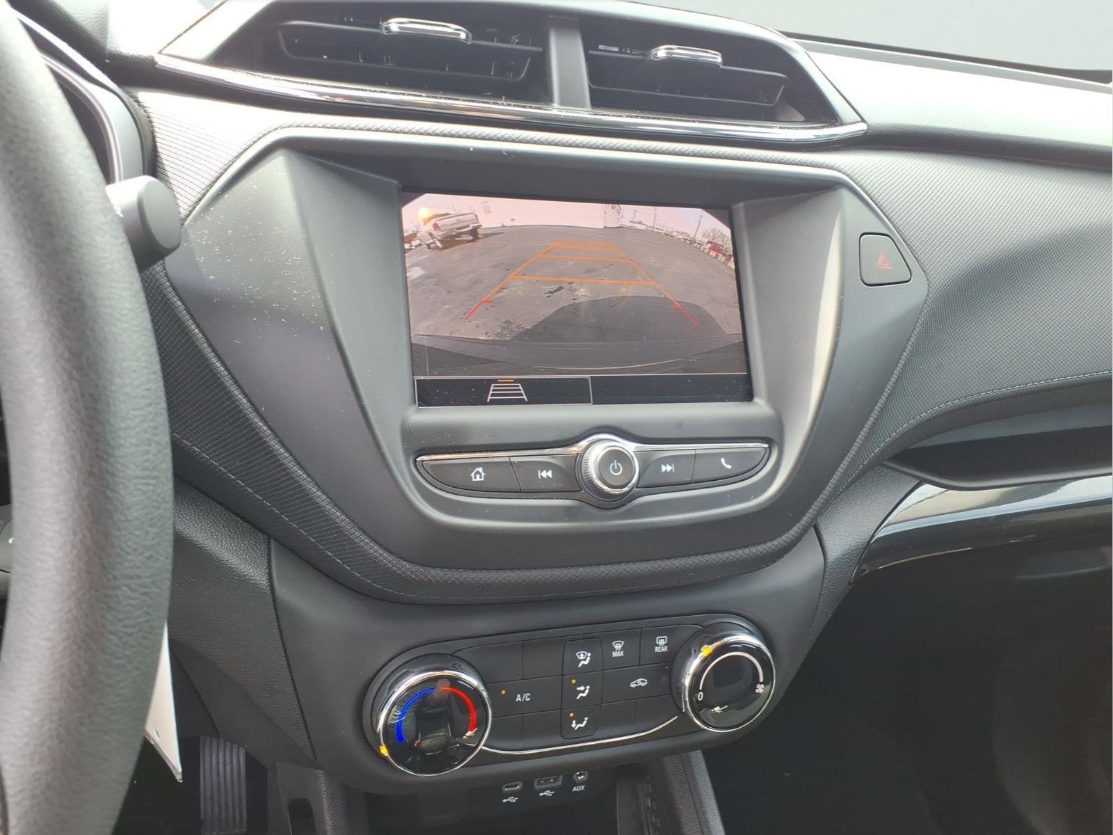 Used 2023 Chevrolet TrailBlazer LS image 17
