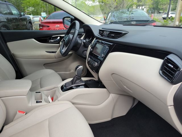 Used 2022 Nissan Rogue Sport SL FWD image 35