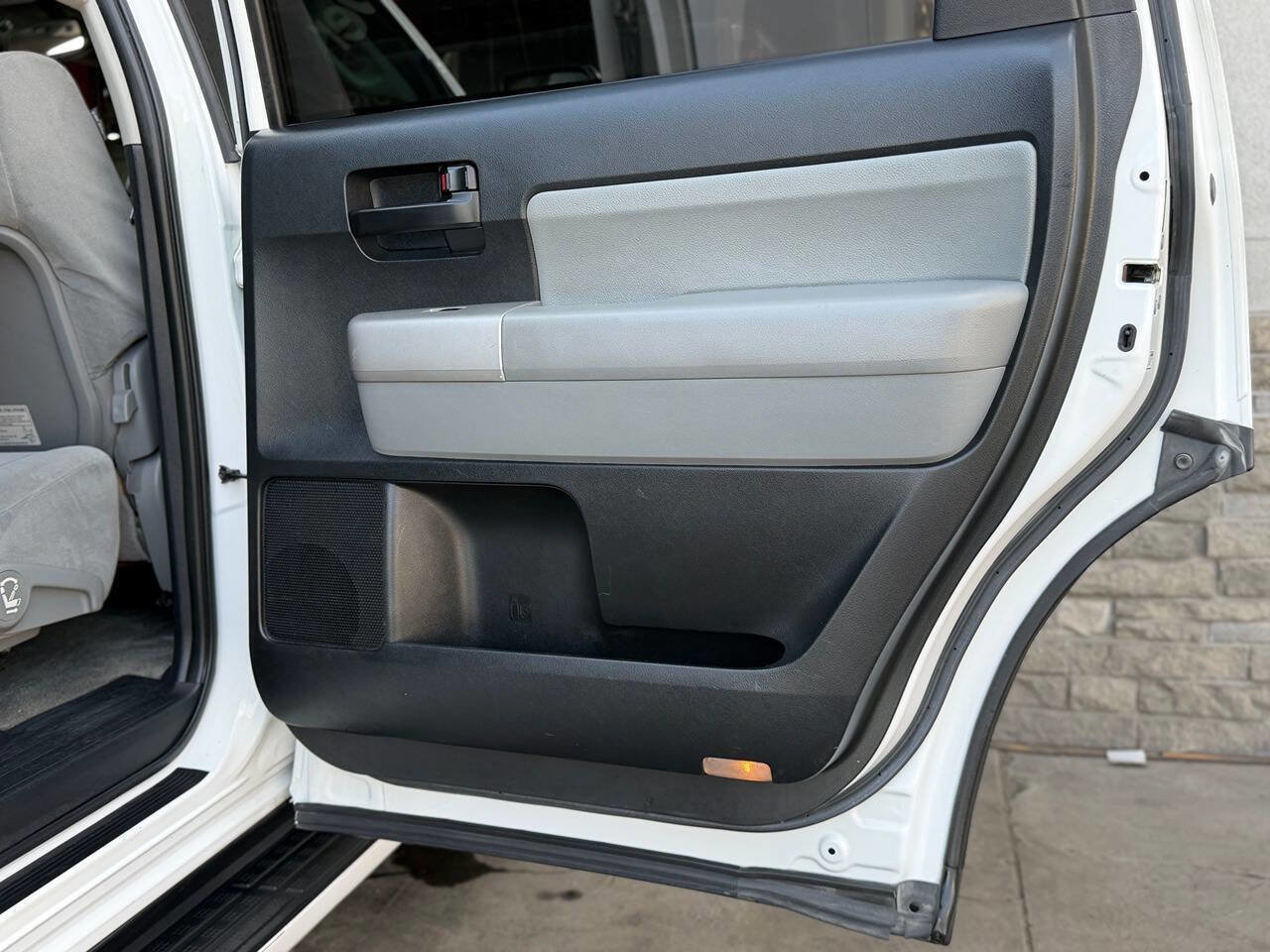 Used 2008 Toyota Sequoia SR5 image 56