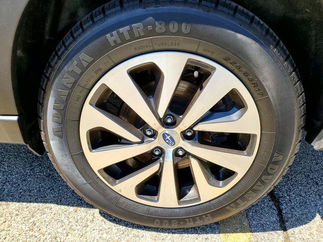 Used 2021 Subaru Outback Premium AWD/4WD image 25