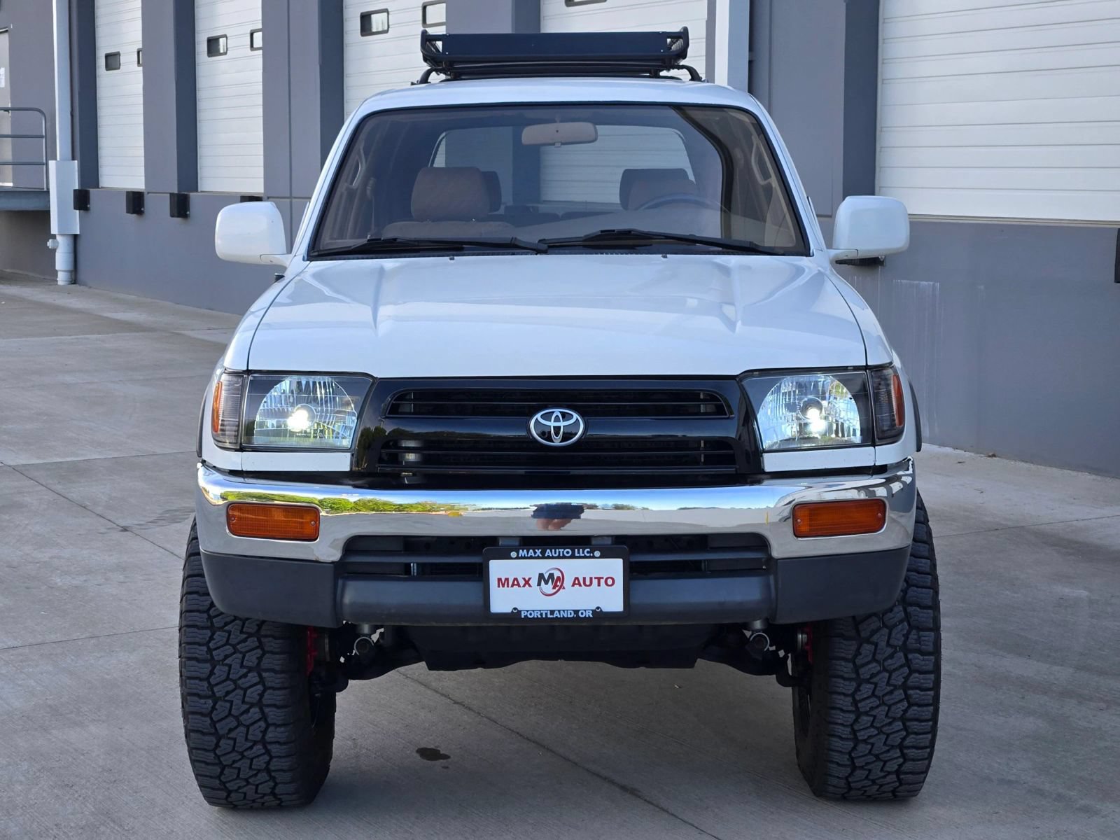 Used 1998 Toyota 4Runner SR5 AWD/4WD image 3