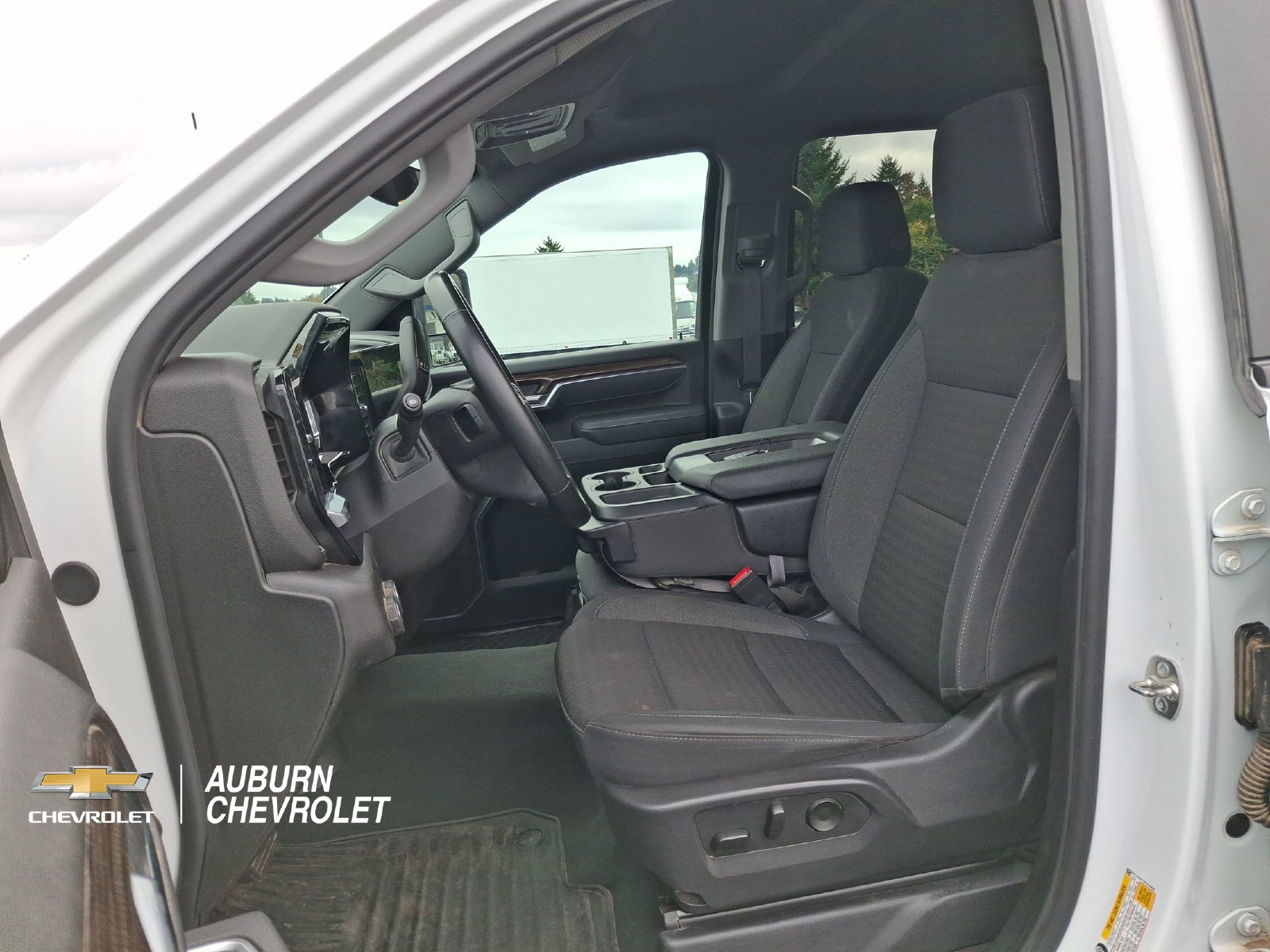 Certified 2025 Chevrolet Silverado 2500 LT w/ Convenience Package AWD/4WD image 17