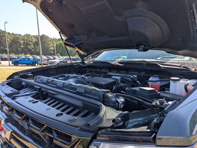 New 2026 Chevrolet Silverado 2500 ZR2 w/ LPO, Dark Essentials Package AWD/4WD image 42