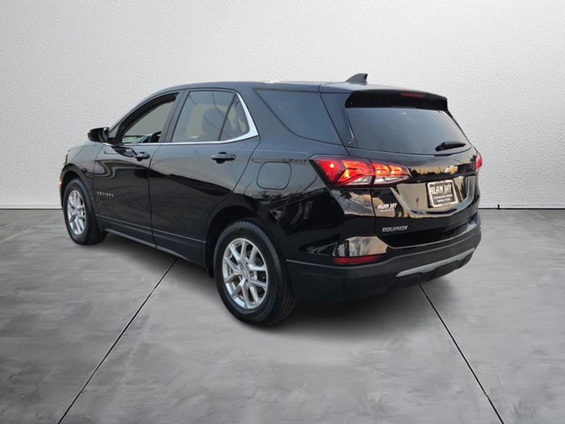 Used 2022 Chevrolet Equinox LT image 4