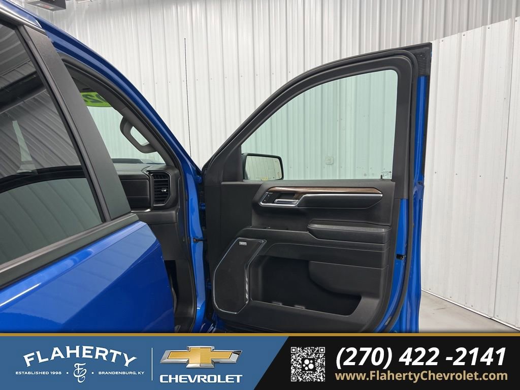 Used 2024 Chevrolet Silverado 1500 LT Trail Boss w/ LT Trail Boss Premium Package image 14