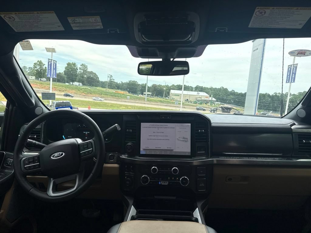 Used 2025 Ford F450 Lariat w/ Lariat Ultimate Package AWD/4WD image 12