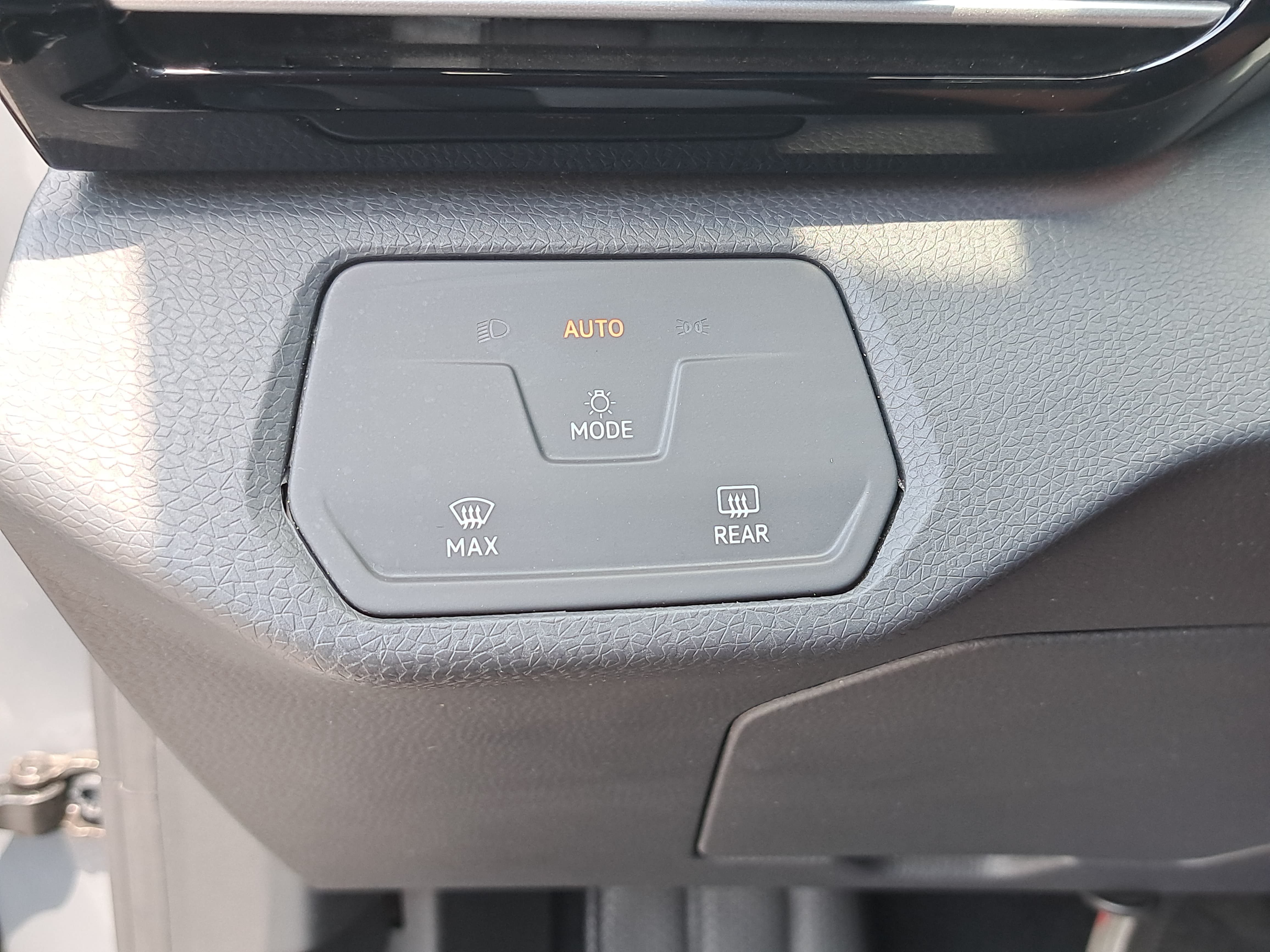 Certified 2023 Volkswagen ID.4 2WD image 26