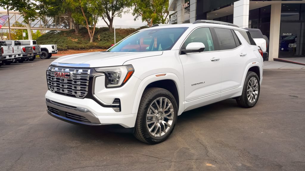 New 2026 GMC Terrain Denali AWD/4WD image 3