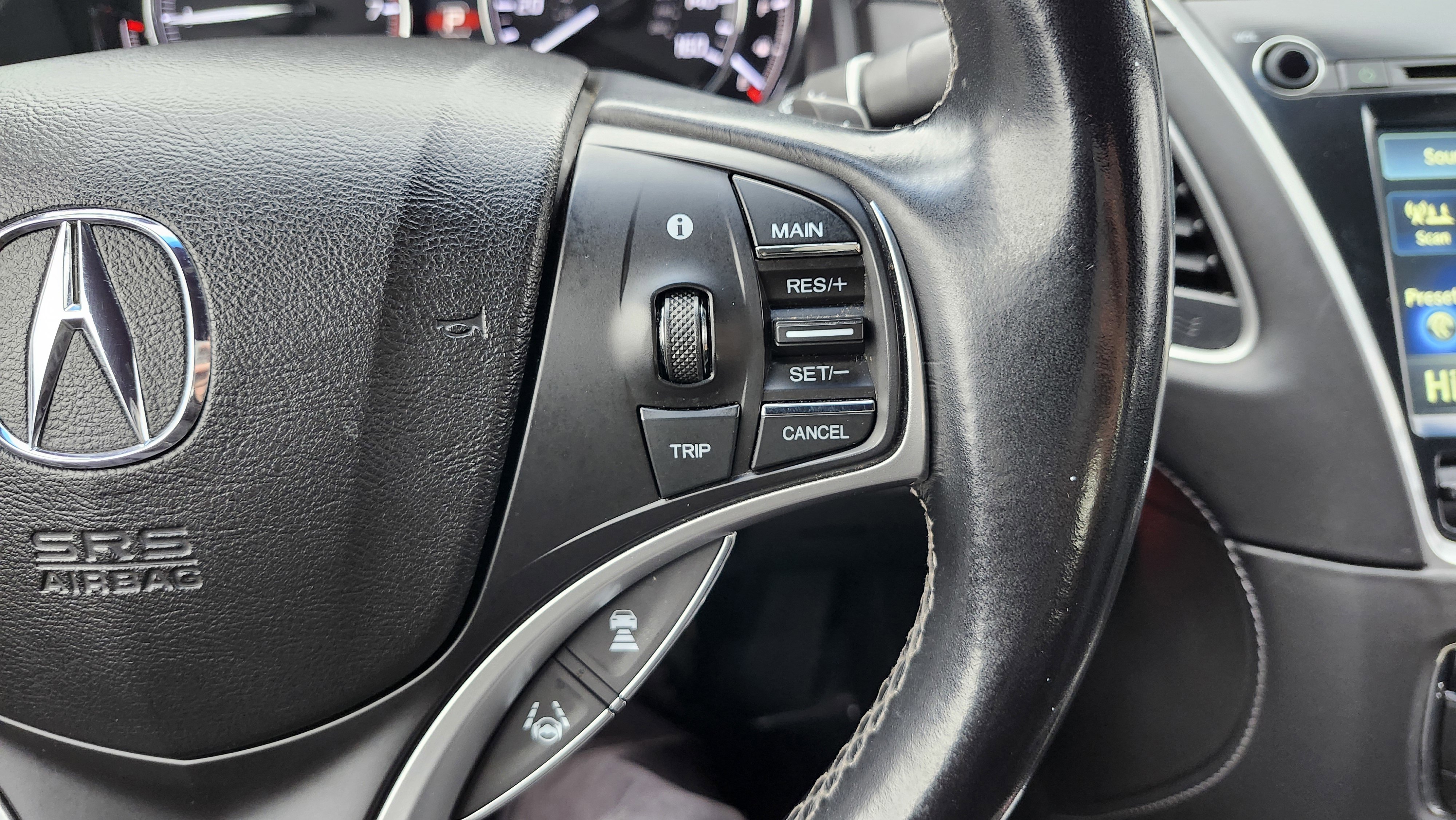 Used 2018 Acura RLX w/ Technology Package image 35