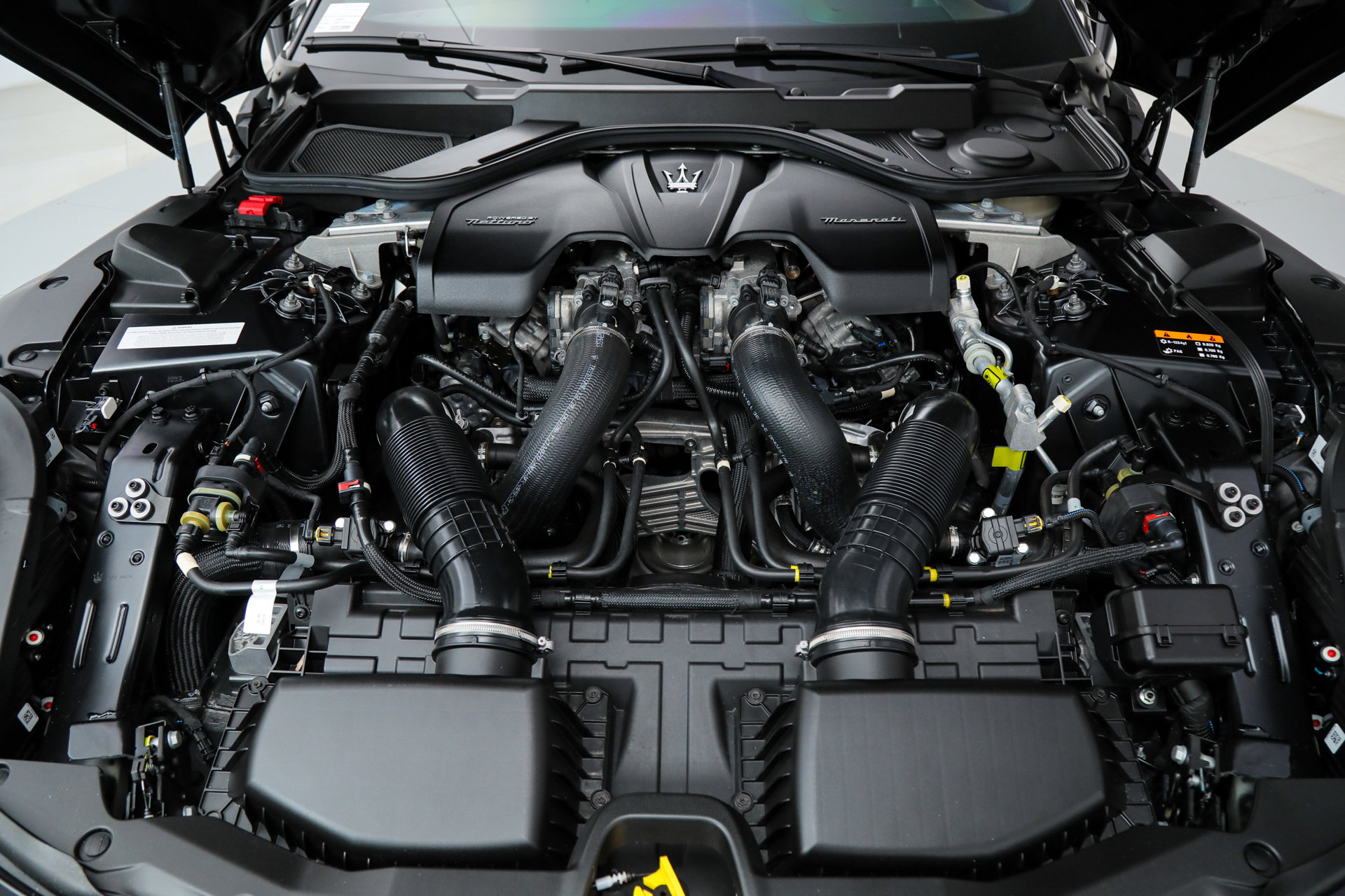 Certified 2024 Maserati GranTurismo Modena image 35