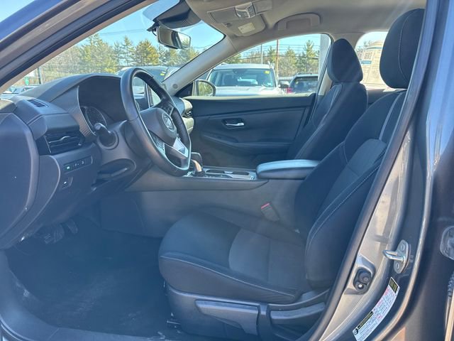 Used 2020 Nissan Sentra SV w/ Lighting Package FWD image 11