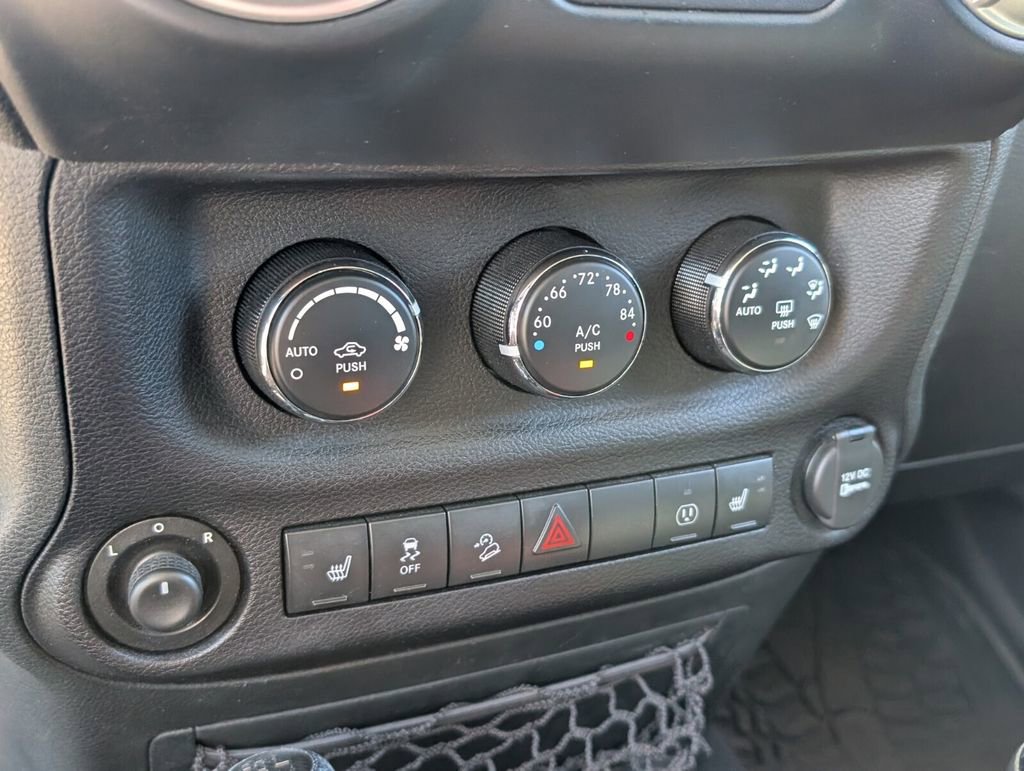 Used 2015 Jeep Wrangler Unlimited Sahara w/ Dual Top Group image 21