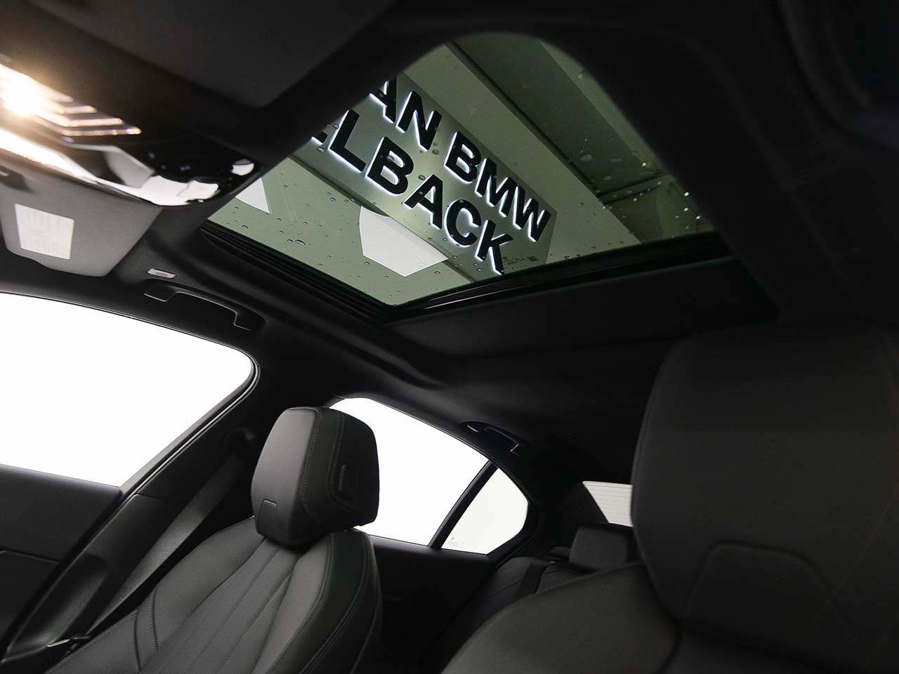 Used 2024 BMW 530i w/ Convenience Package image 7