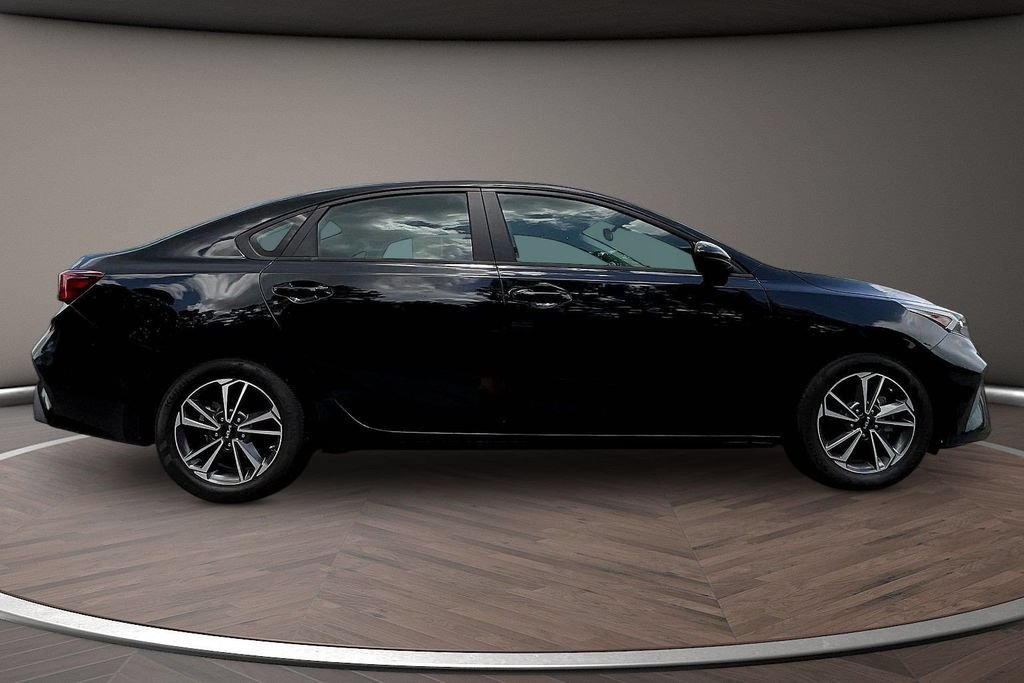 Used 2024 Kia Forte LXS FWD image 10