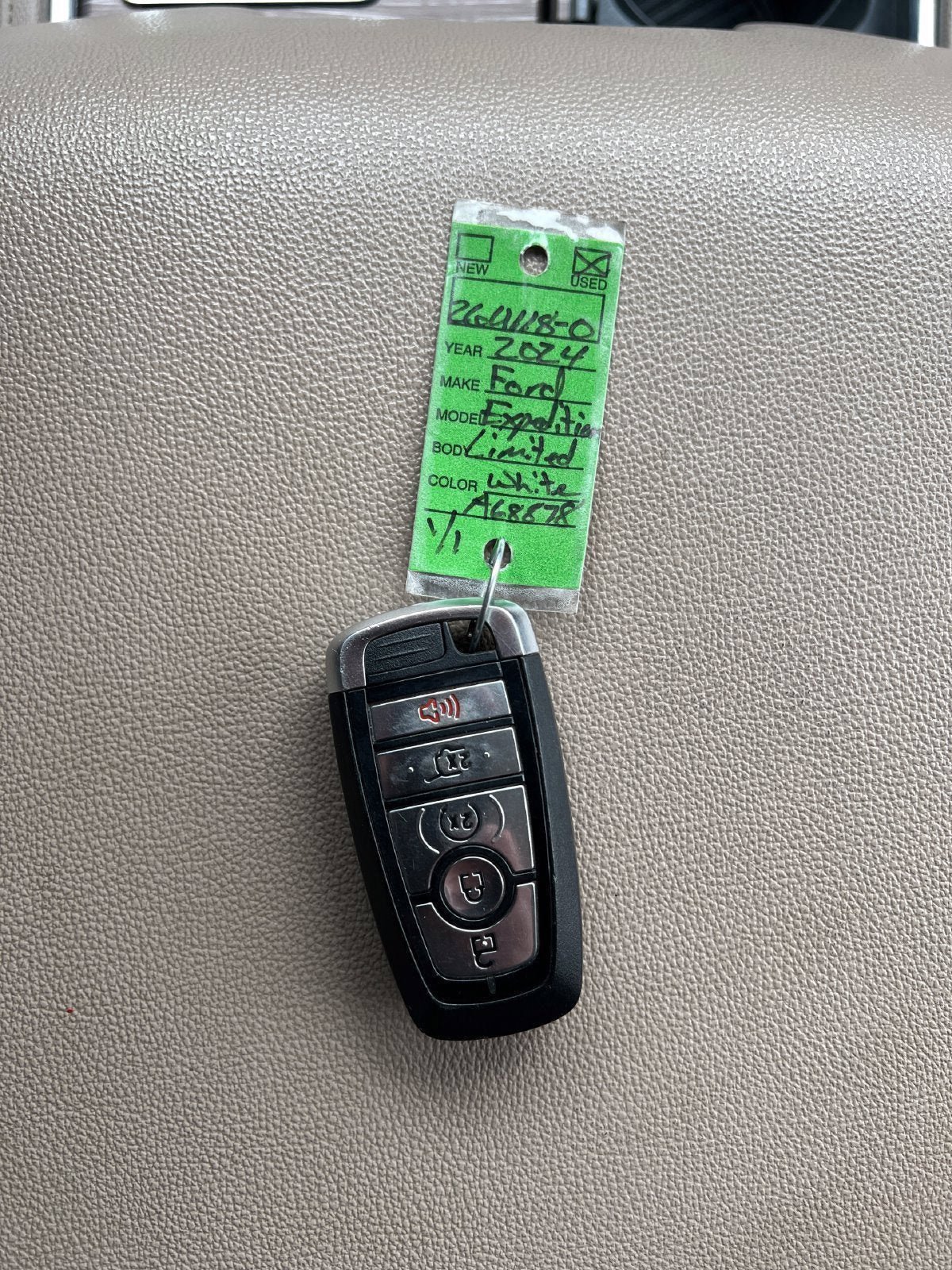 Used 2024 Ford Expedition Limited AWD/4WD image 45