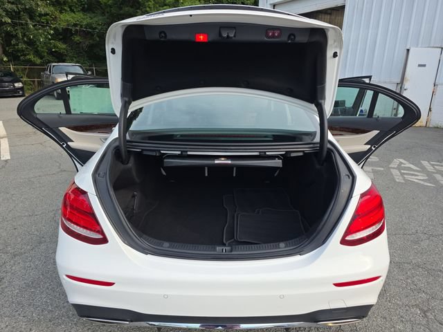 Used 2019 Mercedes-Benz E 300 image 13