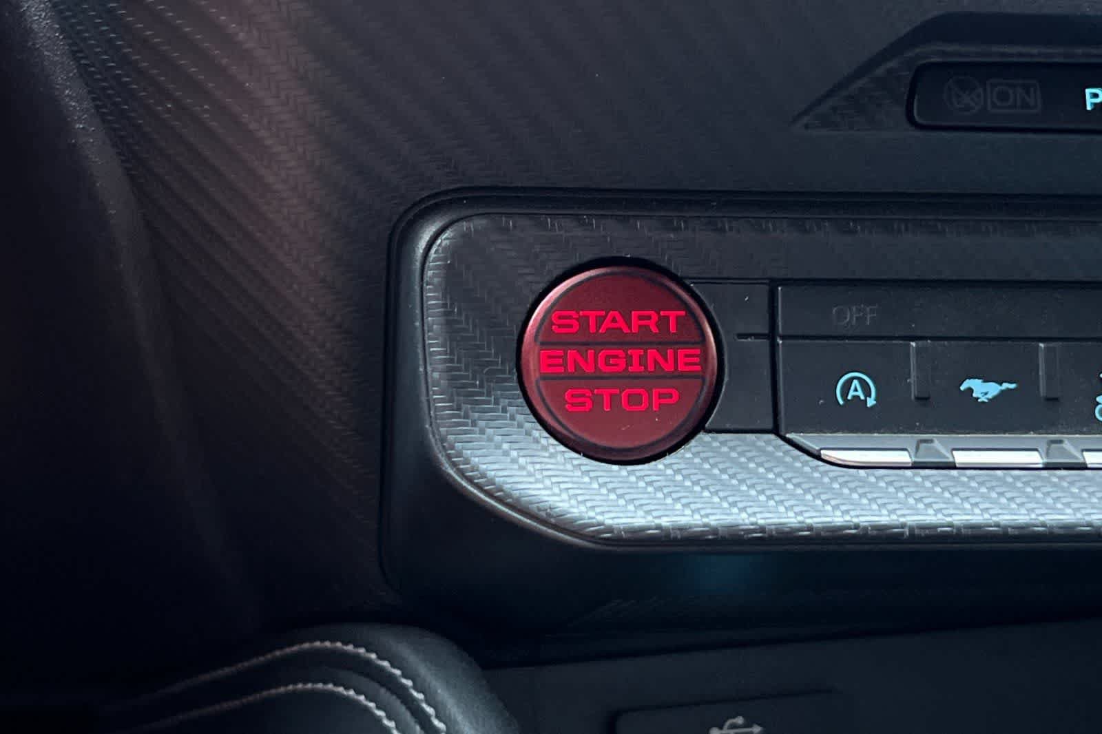 Used 2025 Ford Mustang GT Premium RWD image 24