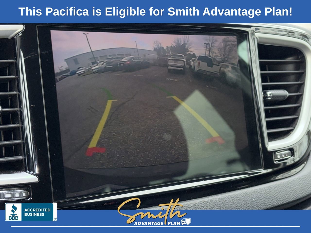 Used 2022 Chrysler Pacifica Touring-L FWD image 15