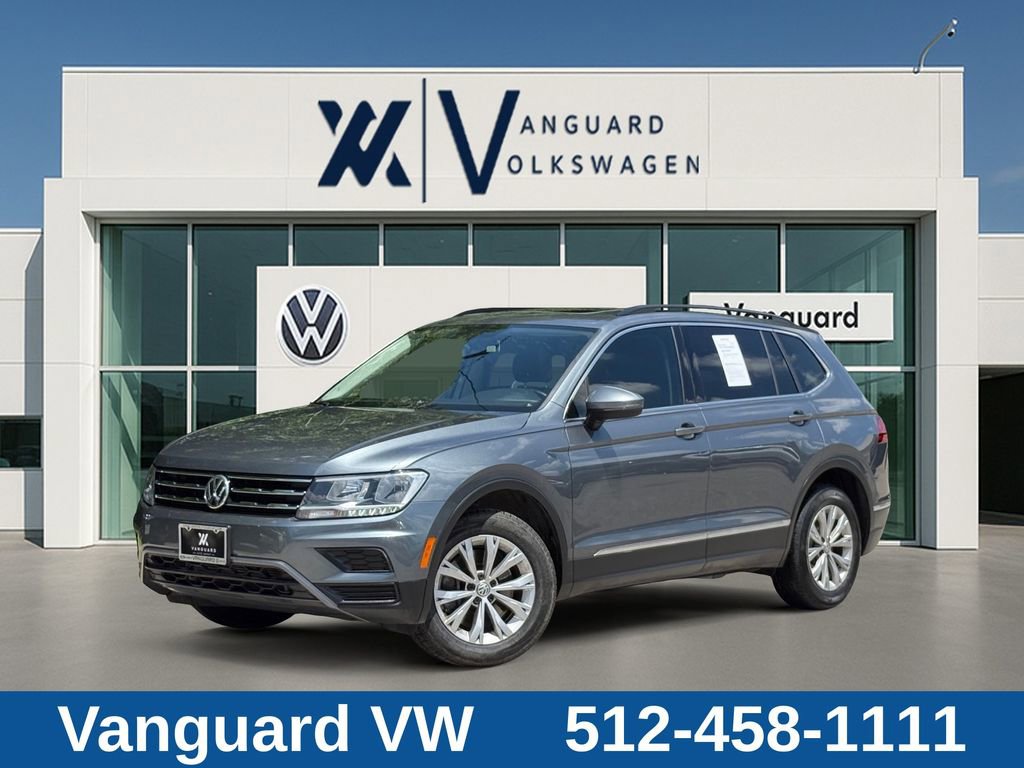 Used 2018 Volkswagen Tiguan SE w/ Panoramic Sunroof Package FWD image 1