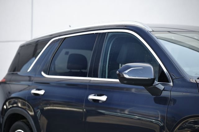 Used 2020 Hyundai Palisade SEL w/ Convenience Package image 3