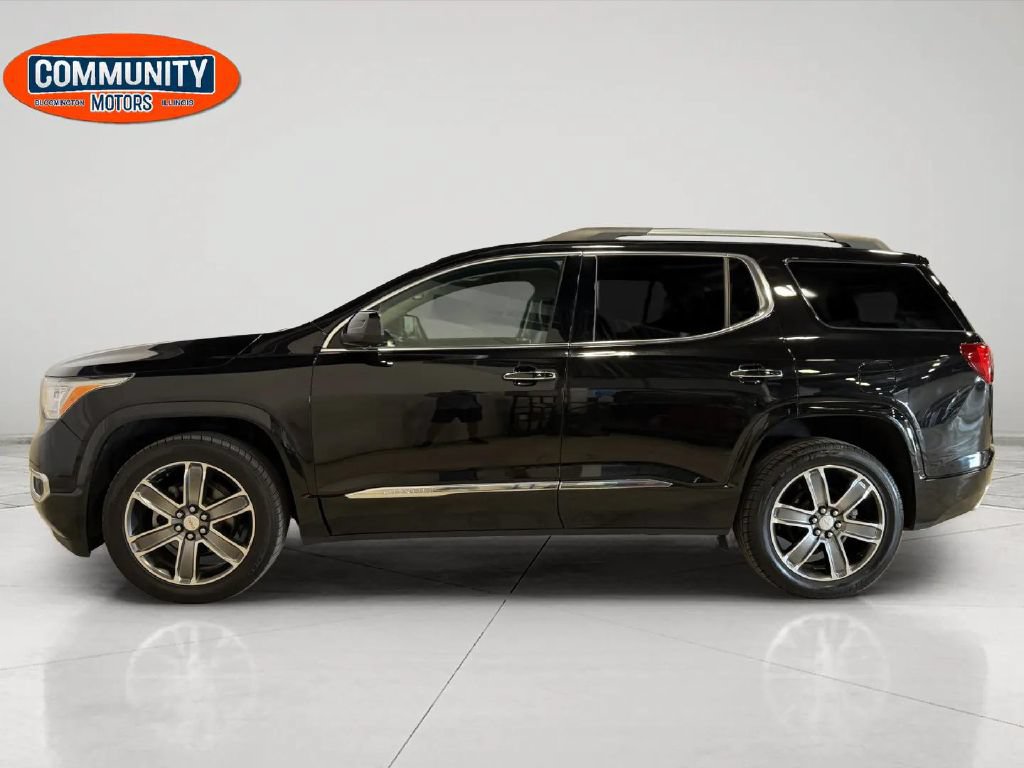 Used 2018 GMC Acadia Denali w/ Technology Package AWD/4WD image 3