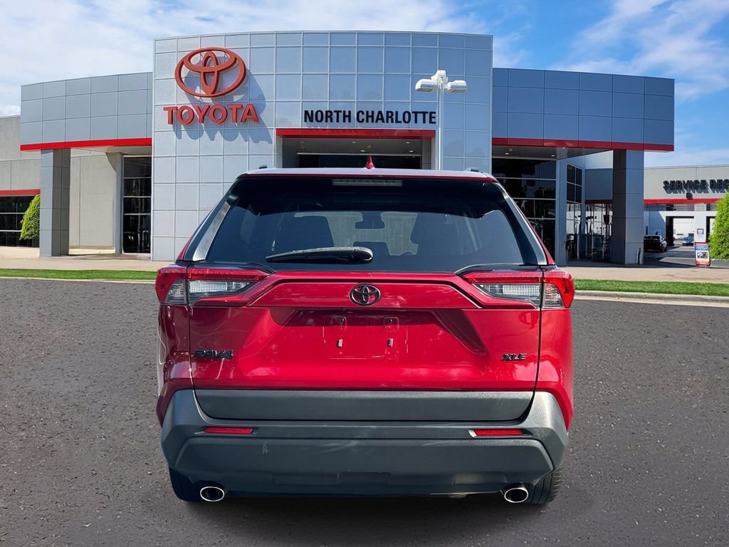 Used 2023 Toyota RAV4 XLE w/ Convenience Package FWD image 6