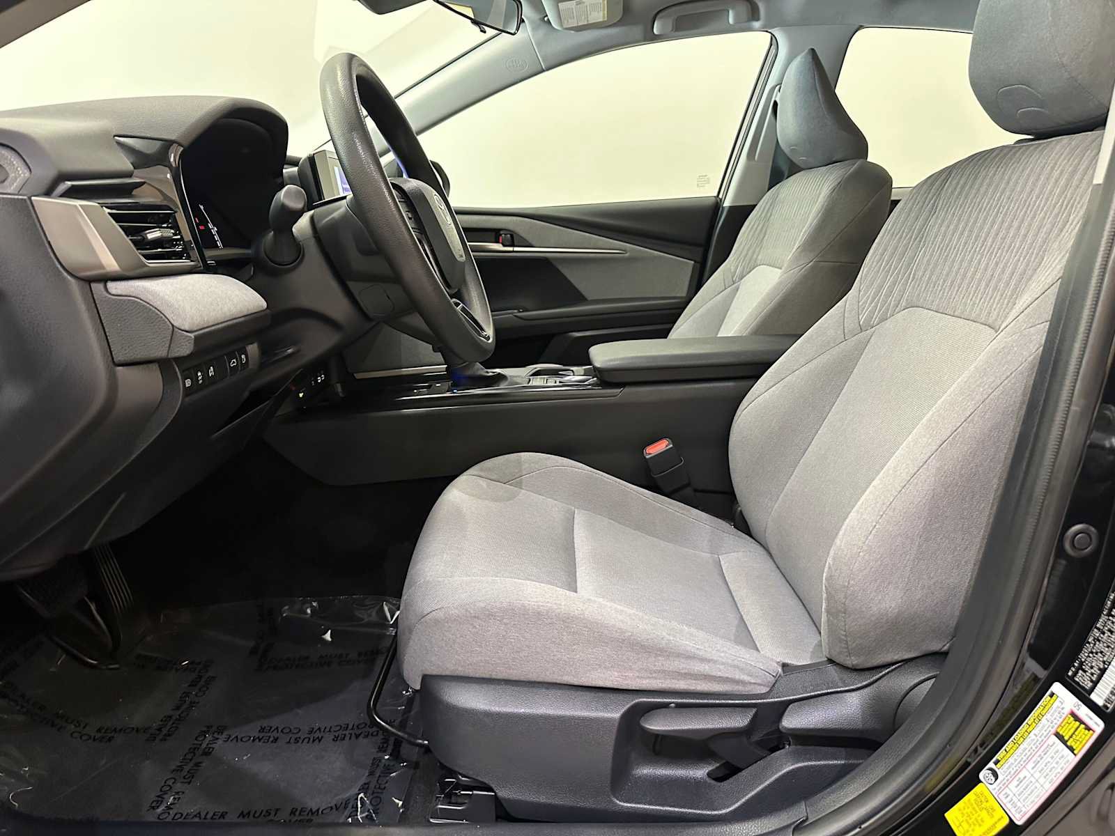 Certified 2025 Toyota Camry LE AWD/4WD image 22