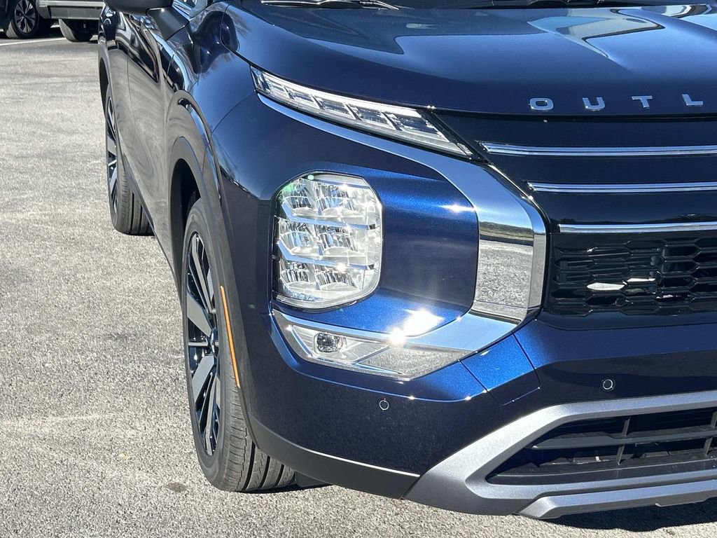 New 2026 Mitsubishi Outlander SE FWD image 9