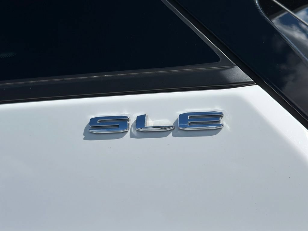 Used 2023 GMC Terrain SLE AWD/4WD image 42