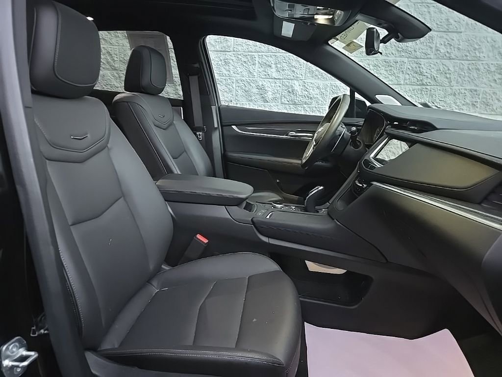 Certified 2024 Cadillac XT5 Sportv w/ Technology Package AWD/4WD image 26