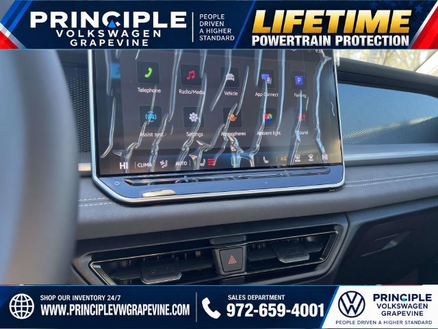 New 2027 Volkswagen Tiguan SE FWD image 18