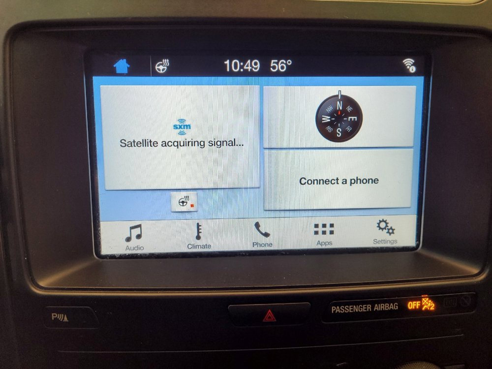Used 2018 Ford Explorer XLT w/ Equipment Group 202A FWD image 25
