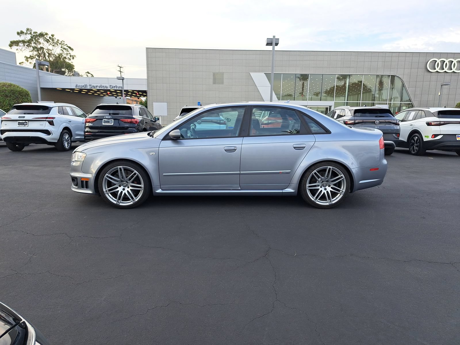 Used 2008 Audi RS 4 Sedan AWD/4WD image 8