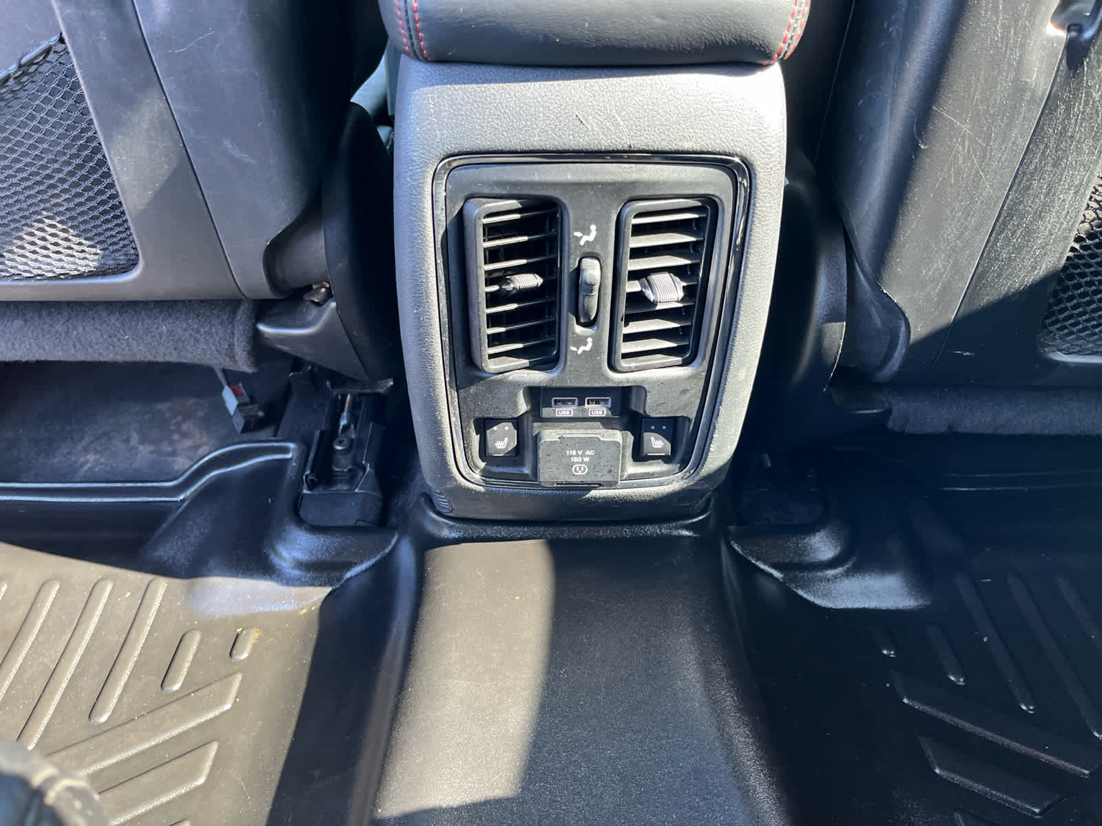 Used 2017 Dodge Durango R/T w/ Trailer Tow Group IV AWD/4WD image 30