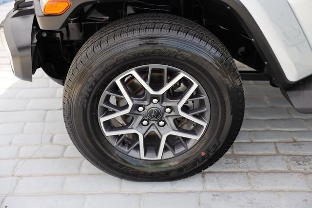 Used 2024 Jeep Wrangler Sahara image 41