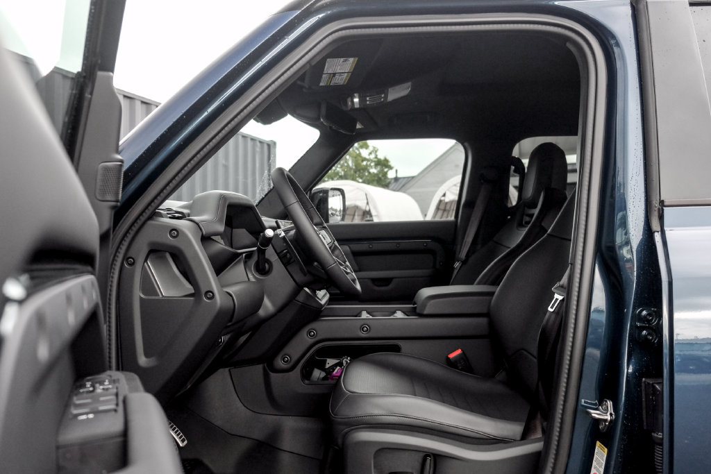 New 2026 Land Rover Defender 110 OCTA AWD/4WD image 10