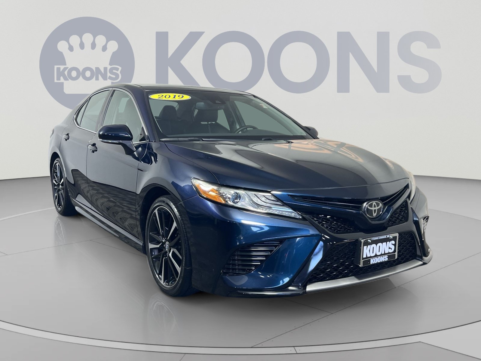 Used 2019 Toyota Camry XSE FWD image 10