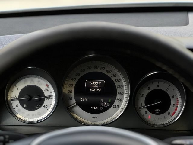 Used 2015 Mercedes-Benz GLK 350 4MATIC image 34