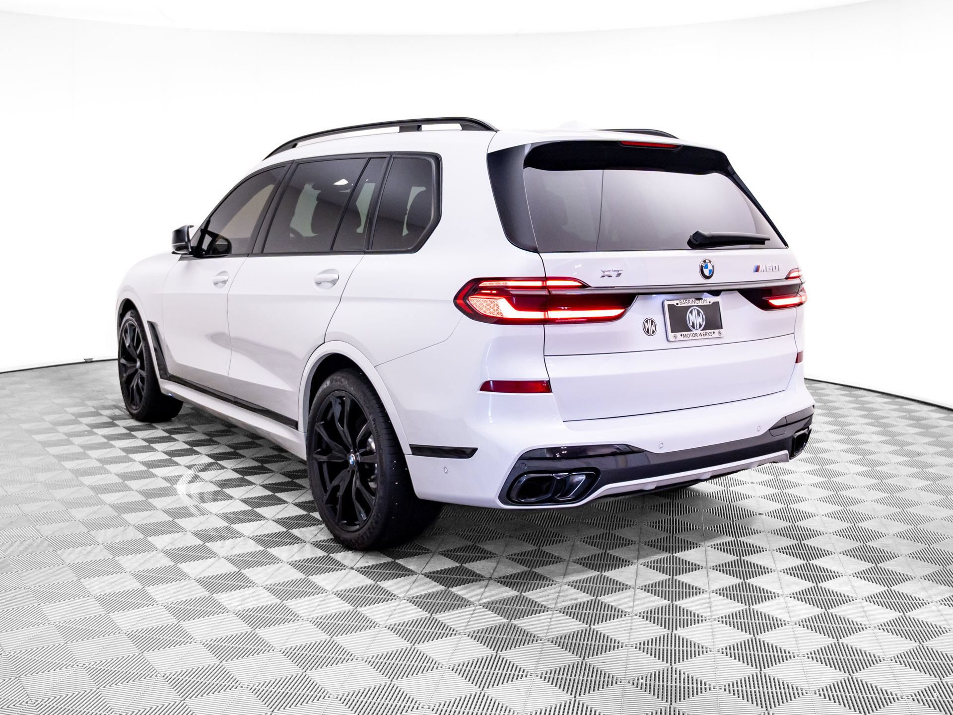 Used 2026 BMW X7 M60i AWD/4WD image 3