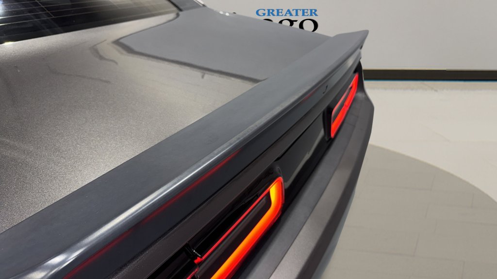 Used 2015 Dodge Challenger SRT Hellcat image 17